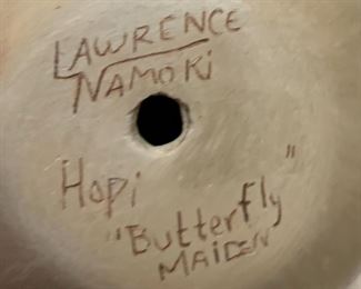 Lawrence Namoki Hopi Butterfly Maiden Seed Pottery jar	3.5in	