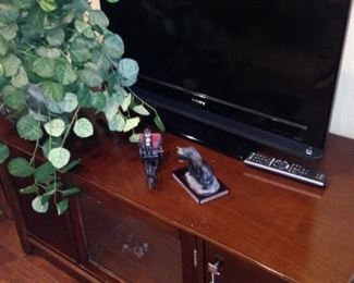 Flat screen TV and TV stand