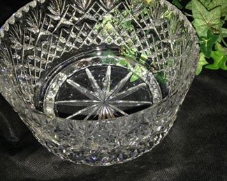 Gorgeous crystal bowl
