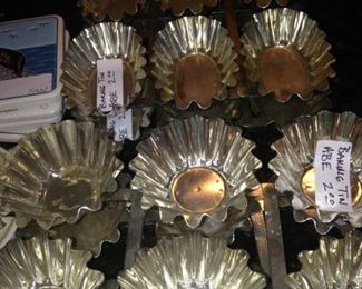 Baking tins