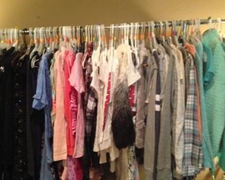 Consigned young girl's clothes