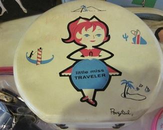 Barbie Little Miss Traveler Case