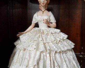 Dresden style lady in lace  
