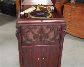 Brunswick Antique victrola with owners manual (works ) 