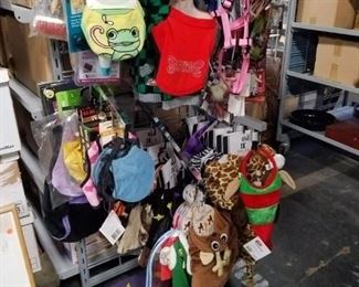 Assorted new pet items & costumes