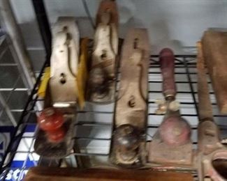 Assorted antique planes & levels  