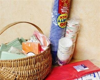 More Party/Picnic Fun - Large basket full of all new in the pkg plates, napkins and cups