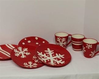 Red & White (4) 9" Plates and (3) Mugs