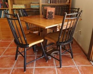 Game table and chairs