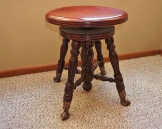 Piano stool