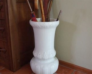 Large umbrella holder