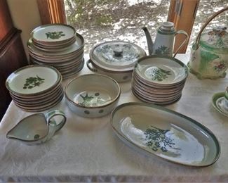 Palomar stoneware set