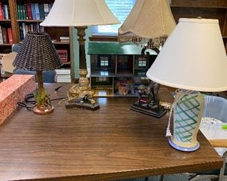 Doll house, Lamps 
