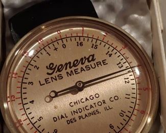 Geneva Lens Measure