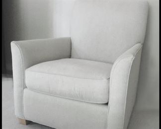  Comfy Over-sized Easy Chair.