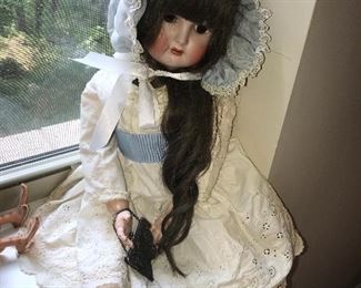 VINTAGE DOLL 