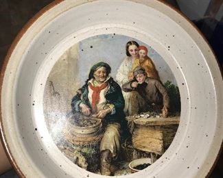 VINTAGE DECORATIVE DISH