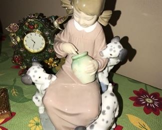 LLADRO FIGURINE