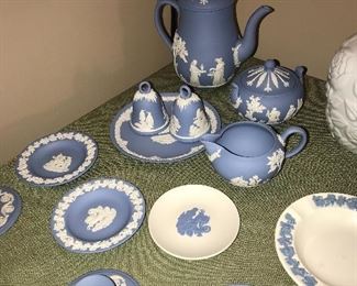 VINTAGE TEA SET