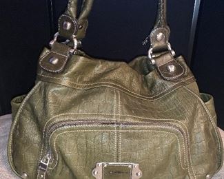 WOMEN'S HANDBAGS