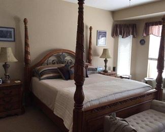 King set! Night stands, bureau, and dresser!