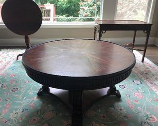 squat coffee table really nice you need this!