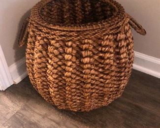 cobras are still in this one, be careful (cobras free)