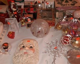 Holiday Decore and Ornaments