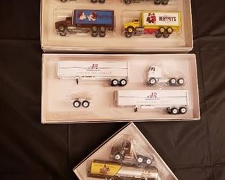 Lot of Winross Trucks