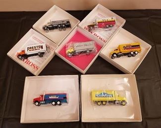 Lot of Winross Trucks