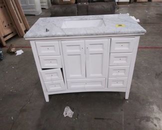 Vanity 22 In. W x 42 In. Long x 34 In. T