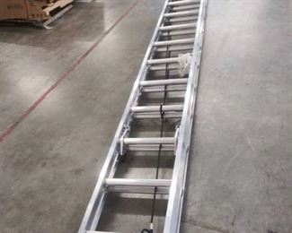 32 ft. Aluminum D-Rung Extension Ladder with 225 lb. Load Capacity Type II Duty Rating