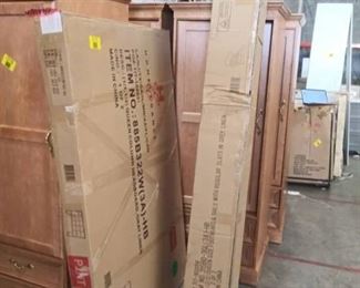 Homelegance Fenton Queen Linene Upholstered Bed Frame in Gray.