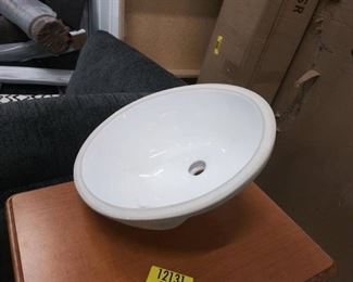 Brand New In Box White Colored Sinks(Quantity of 10)