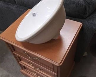 Brand New In Box White Colored Sinks(Quantity of 10)