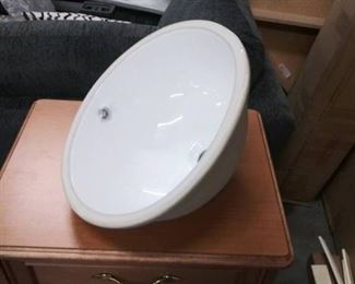 Brand New In Box White Colored Sinks(Quantity of 10)