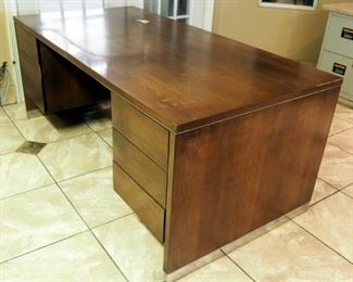 6 Drawer Metal Framed, Solid Wood Exterior Executive Desk, 29.5" x 72" x 36"