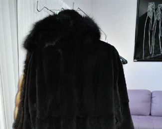 BACK OF FUR