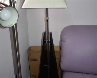 FLOOR LAMP