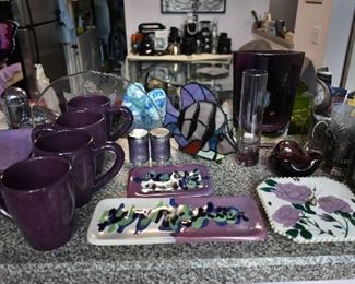 PURPLE DISHWARE/VASES/SALT & PEPPER
