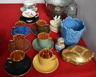 TEACUPS, PLANTERS, LIMOGES GOLD COVERED DISH