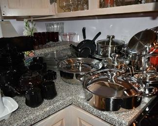 BLACK DISHWARE, PYREX BAKEWARE, WOLFGANG PUCK COOKWARE