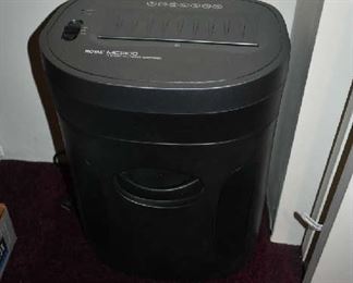 PAPER SHREDDER