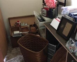 Longaberger baskets.