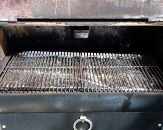 REC TEC Grills RT-680 pellet grill/smoker with bull horn handles