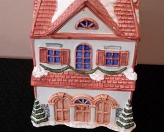 Vintage cookie jar.