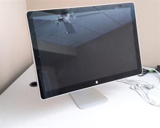 Apple Cinema Display LED A1267 24"