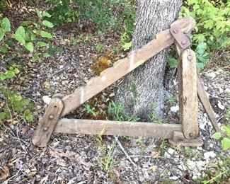 Primitive wooden wagon jack