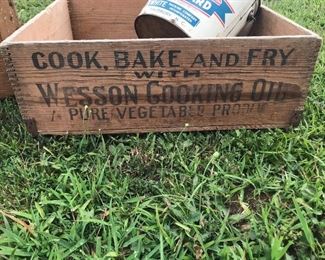 Wesson oil box