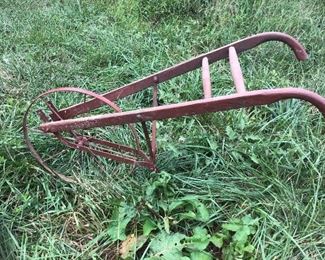 Have three metal will push plows